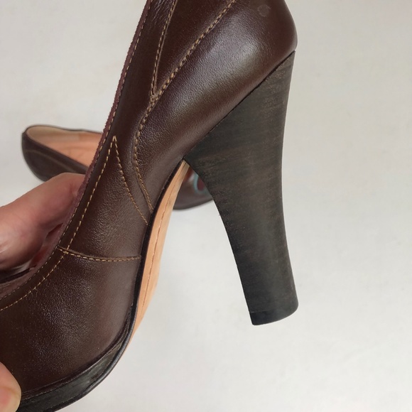 Ted Baker Leather Butterfly Design Platform Pumps - Picture 8 of 8